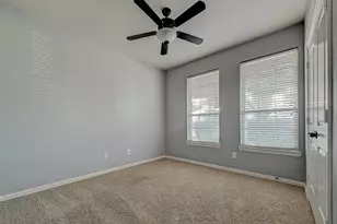 17243 Lowell Lake Ln, Humble, TX 77346 - Photo 23