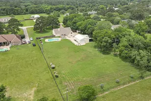 13514 J B K Memorial Dr, Willis, TX 77318 - Photo 29