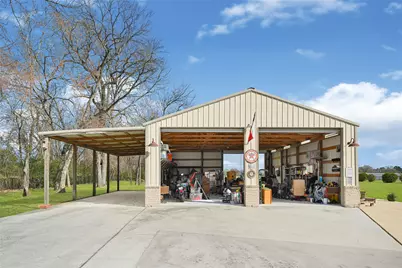 13514 Jbk Memorial Drive, Willis, TX 77318 - Photo 25