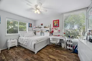 315 Tealwood Dr, Houston, TX 77024 - Photo 25