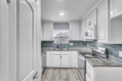 7044 S Dairy Ashford Road, Houston, TX 77072 - Photo 13