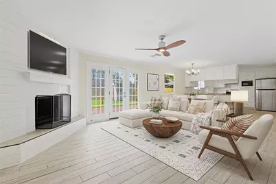 5719 Cerritos Drive, Houston, TX 77035 - Photo 3