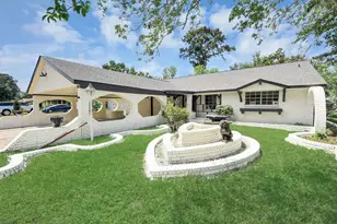 7705 Yoe St, Houston, TX 77016 - Photo 3