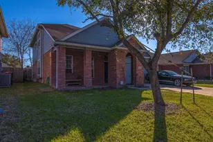 10303 Mills Run Dr, Houston, TX 77070 - Photo 3