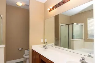 10303 Mills Run Dr, Houston, TX 77070 - Photo 17