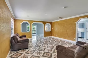 13119 Lindenloch Ln, Houston, TX 77085 - Photo 9
