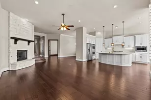 1117 Hancock Springs Ln, Friendswood, TX 77546 - Photo 3