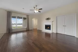 9318 Turnbull Ln, Rosenberg, TX 77469 - Photo 11