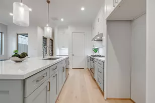 2713 Beauchamp St, Houston, TX 77009 - Photo 15