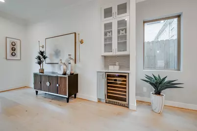 2713 Beauchamp Street, Houston, TX 77009 - Photo 9