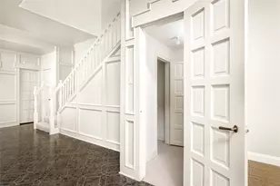 9338 Briar Forest Dr, Houston, TX 77063 - Photo 9