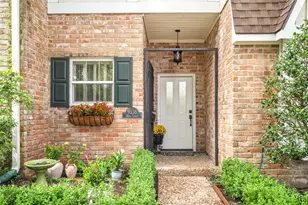 9338 Briar Forest Dr, Houston, TX 77063 - Photo 3
