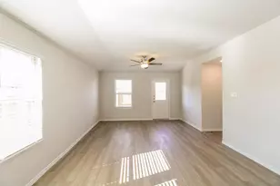 11011 Inflow Dr, Conroe, TX 77303 - Photo 5