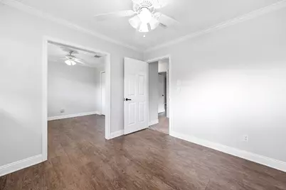 1916 Winding Creek Drive, Pearland, TX 77581 - Photo 19