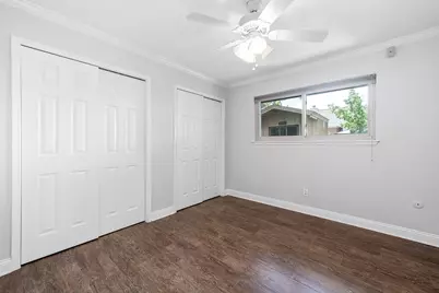 1916 Winding Creek Drive, Pearland, TX 77581 - Photo 17