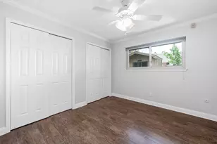 1916 Winding Creek Dr, Pearland, TX 77581 - Photo 17