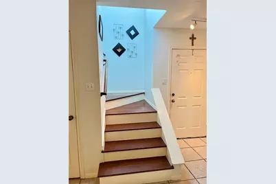 8939 Westbrae Gardens Court, Houston, TX 77031 - Photo 9