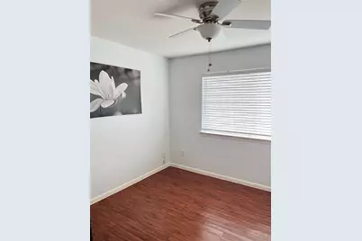 8939 Westbrae Gardens Court, Houston, TX 77031 - Photo 15