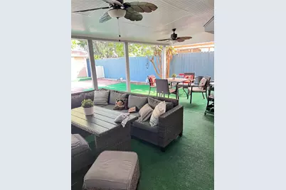 8939 Westbrae Gardens Court, Houston, TX 77031 - Photo 21