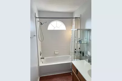 8939 Westbrae Gardens Court, Houston, TX 77031 - Photo 13