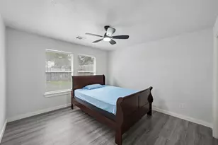 5540 N Buffalo Cir, Willis, TX 77378 - Photo 9