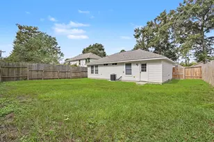 5540 N Buffalo Cir, Willis, TX 77378 - Photo 17