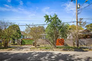310 Hunt St, Houston, TX 77003 - Photo 27