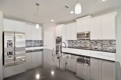 18 Garden Path Place, Tomball, TX 77375 - Photo 13