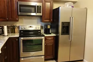 9217 Carousel Ln, Houston, TX 77080 - Photo 5