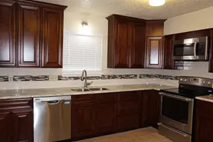 9217 Carousel Ln, Houston, TX 77080 - Photo 3