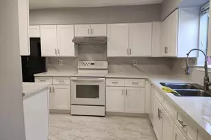 9901 Sharpcrest St, Houston, TX 77036 - Photo 7