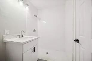 3715 Rawley St, Houston, TX 77020 - Photo 7