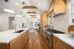 1528 Cortlandt St, Houston, TX 77008 - Photo 5