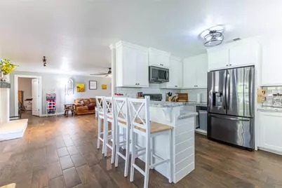 310 Medford Street, Vidor, TX 77662 - Photo 5