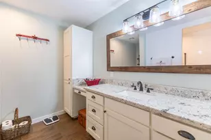 310 Medford St, Vidor, TX 77662 - Photo 13