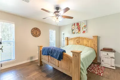 310 Medford Street, Vidor, TX 77662 - Photo 15