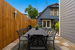 1951 Lexington St, Houston, TX 77098 - Photo 13
