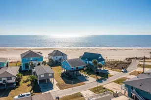 12625 W Ventura Dr W, Galveston, TX 77554 - Photo 33