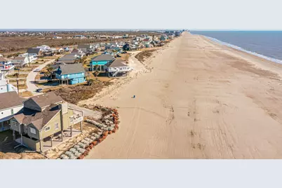 12625 W Ventura Drive W, Galveston, TX 77554 - Photo 37