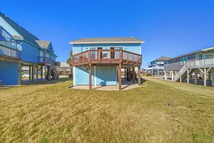 12625 W Ventura Dr W, Galveston, TX 77554 - Photo 27