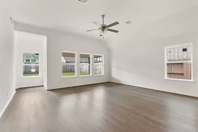 27519 Beachside Arbor Drive, Katy, TX 77493 - Photo 11