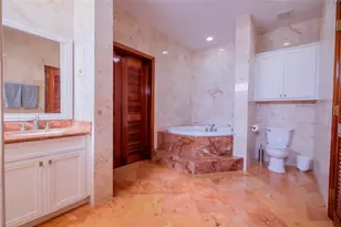 2 Barrier Reef Dr, Newport Beach, CA - Photo 11