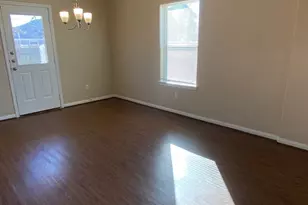 4310 Larkspur St, Houston, TX 77051 - Photo 5