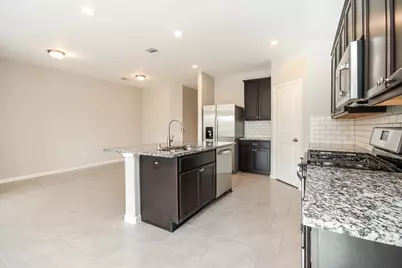 8419 Ideal Drive, Rosharon, TX 77583 - Photo 5