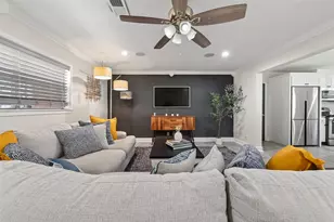 1215 Lawrence St, Rosenberg, TX 77471 - Photo 5