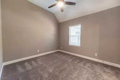 1050 Groveton Ridge Lane, Pinehurst, TX 77362 - Photo 35