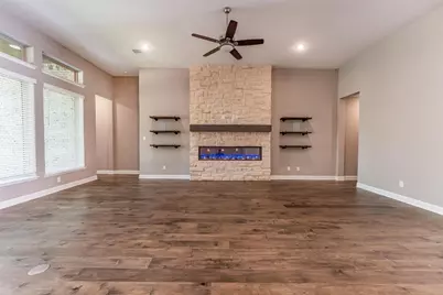 1050 Groveton Ridge Lane, Pinehurst, TX 77362 - Photo 15