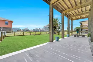 2418 Sand Crab, Port Bolivar, TX 77650 - Photo 29
