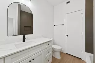 407 Calloway St, Houston, TX 77029 - Photo 9