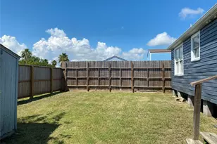 2371 Broadway Street E, San Leon, TX 77539 - Photo 7
